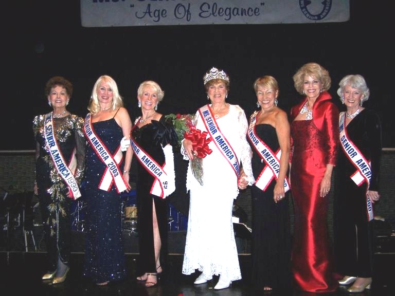 A group of Seven National Queens